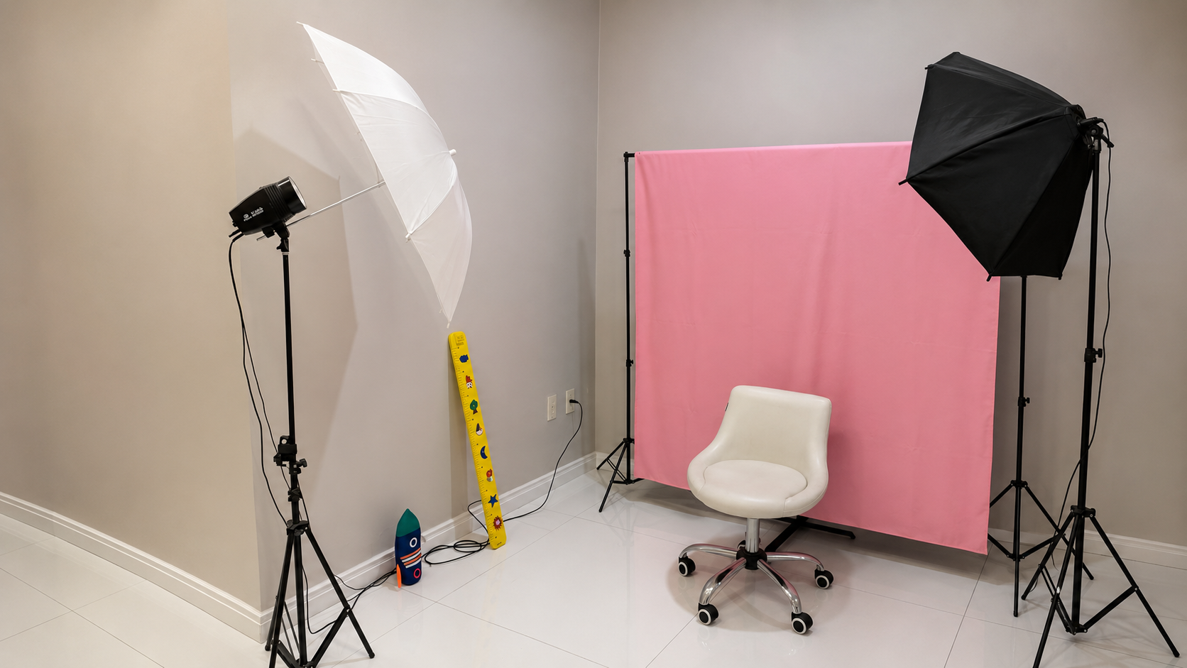 Estúdio fotográfico da BioX com equipamentos de iluminação